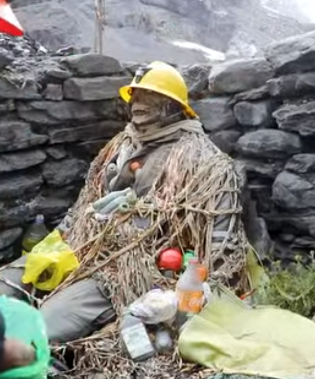 Muqui, el demonio de los mineros de la Rinconada en Perú y alrededores 1